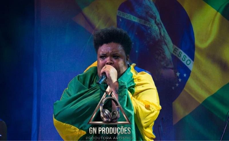 Naira Paz conquista espaço no gospel nacional e prepara expansão internacional em 2026