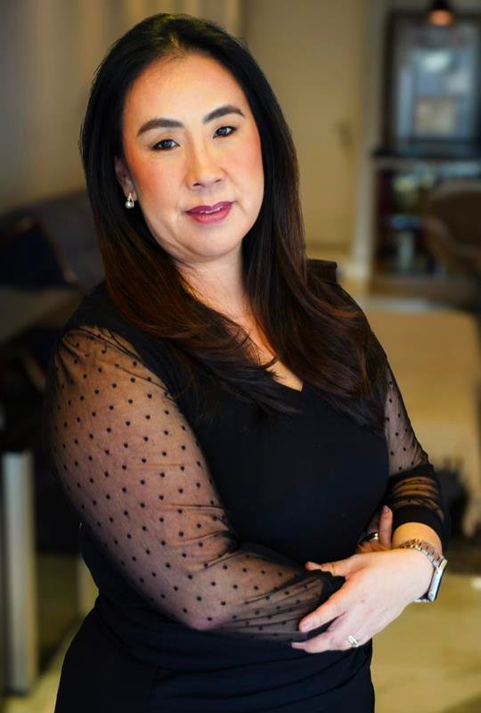Renata Yano, com uma longa trajetória ligada à Teresa Perez, coloca em discussão o novo consumidor de luxo e uma pergunta: como surpreender alguém que já pode acessar praticamente tudo?